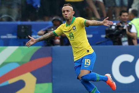 Der Brasilianer hat bei der Copa América für Furore gesorgt und zieht das Interesse der europäischen Top-Klubs auf sich. Das...