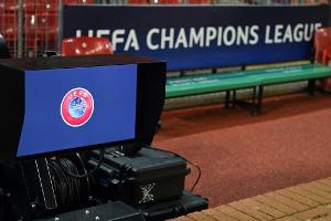 Frankreich: Erstmals Ligaspiel parallel zur Champions League