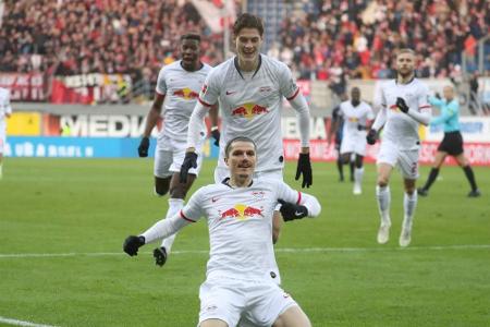 Sieg in Paderborn: RB übernimmt Tabellenspitze Sieg in Paderborn: RB übernimmt Tabellenspitze