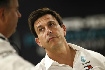 Formel 1: Mercedes reist ohne Wolff nach Brasilien Formel 1: Mercedes reist ohne Wolff nach Brasilien