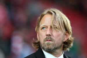 Mislintat kritisiert Arbeit in Nachwuchsleistungszentren