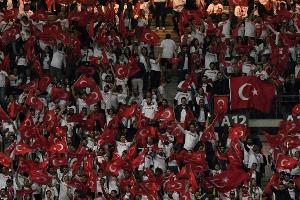 Türkei und Frankreich lösen EM-Ticket