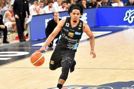 Hamburg holt früheren NBA-Profi - Trainer Taylor verlängert in Polen Hamburg holt früheren NBA-Profi - Trainer Taylor verlängert in Polen