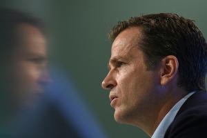 Bierhoff trifft Manager der 36 Profi-Klubs