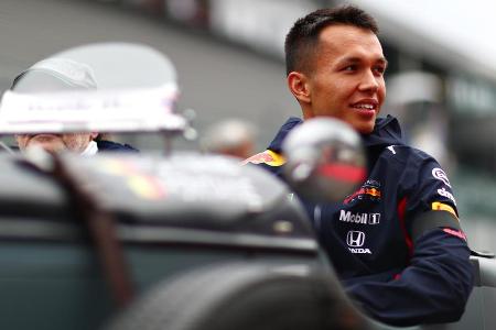 Red Bull hat erst spät bestätigt, dass Alexander Albon auch 2020 an der Seite von Max Verstappen fahren wird. Der Rookie war...