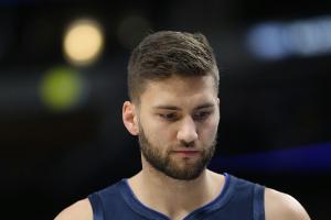 Dallas besiegt Meister Toronto - Harden mit 49 Punkten bei Houston-Sieg