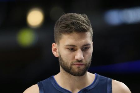 Dallas besiegt Meister Toronto - Harden mit 49 Punkten bei Houston-Sieg Dallas besiegt Meister Toronto - Harden mit 49 Punkten bei Houston-Sieg
