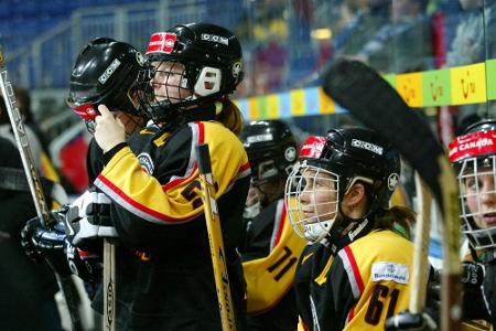 Vier-Nationen-Turnier: Eishockey-Frauen unterliegen der Schweiz