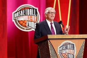 Ex-NBA-Chef Stern nach Hirnblutung notoperiert