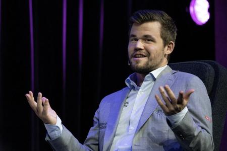 Carlsen gewinnt auch Blitzschach-WM Carlsen gewinnt auch Blitzschach-WM