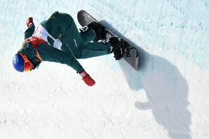 Snowboard: Höflich beim Halfpipe-Auftakt auf Rang sechs