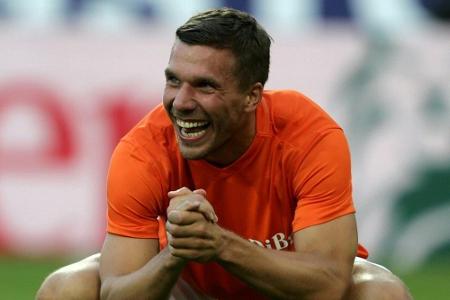 Japan: Podolski glänzt mit Dreierpack im letzten Ligaspiel