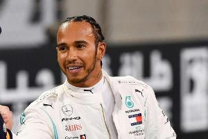 Formel 1: Hamilton gewinnt den Start - Leclerc schnappt Verstappen