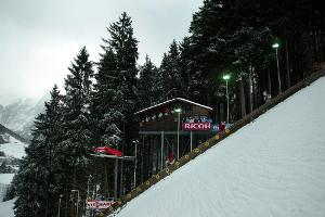 Starker Föhn: Skisprung-Qualifikation in Engelberg abgesagt