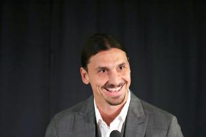 Rote-Augen-Post auf Instagram:  Ibrahimovic deutet Mailand-Wechsel an