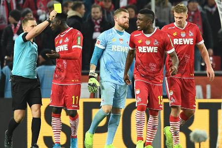 Total: 1.706.900 | Facebook: 766.800 | Twitter: 645.100 | Instagram: 295.000