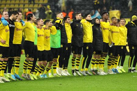 Total: 27.300.000 | Facebook: 15.000.000 | Twitter: 3.400.000 | Instagram: 8.900.000