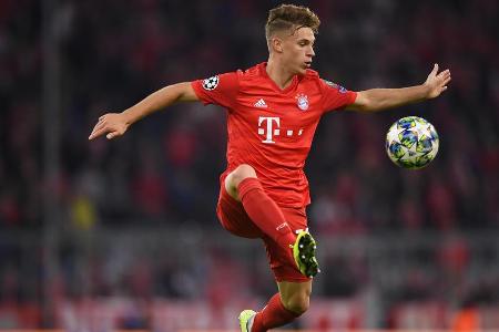 Gegen Gladbach noch als Rechtsverteidiger gefordert, agierte Kimmich gegen Tottenham wieder als Spielgestalter vor der Abweh...