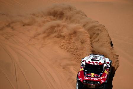 Peterhansel bei Dakar hauchdünn vorn - Al-Attiyah rückt an Sainz heran Peterhansel bei Dakar hauchdünn vorn - Al-Attiyah rückt an Sainz heran