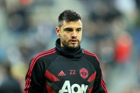 Medien: ManUnited-Keeper Romero nach Autounfall unverletzt Medien: ManUnited-Keeper Romero nach Autounfall unverletzt