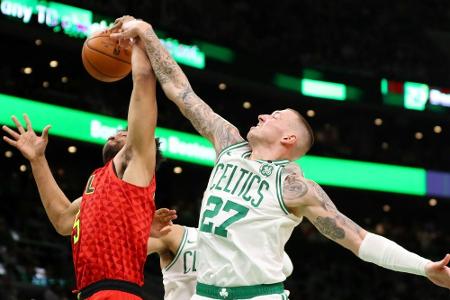 Block in der Crunchtime: Theis verhilft Boston zum Zittersieg Block in der Crunchtime: Theis verhilft Boston zum Zittersieg