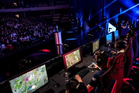LEC: Schalke weiter sieglos LEC: Schalke weiter sieglos
