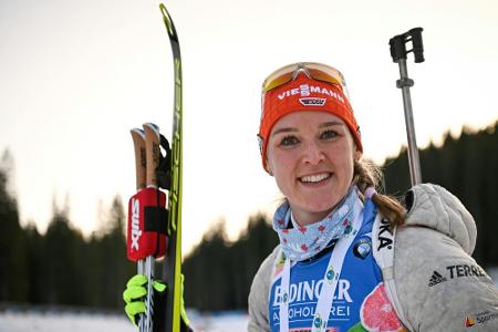 Silber in der Verfolgung: Herrmann erlöst deutsche Biathleten