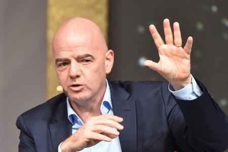 Infantinos Visionen: Mehr Wettbewerbe, mehr Topteams, mehr Geld Infantinos Visionen: Mehr Wettbewerbe, mehr Topteams, mehr Geld