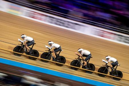 Bahn-WM: Frauen gewinnen Teamsprint-Gold Bahn-WM: Frauen gewinnen Teamsprint-Gold