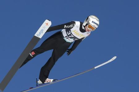 Skispringen: Seyfarth Fünfte in Oberstdorf - Hölzl nach Doppelsieg in Gelb