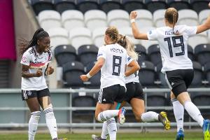 DFB-Frauen beenden Jahr als Zweite der Weltrangliste