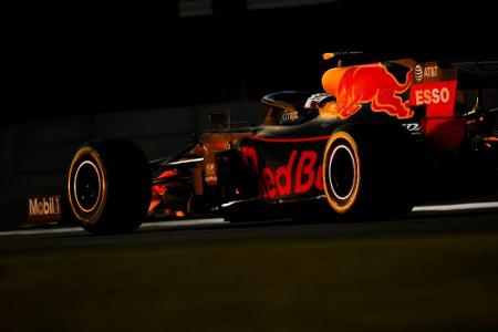 Red Bull und Renault präsentieren Formel-1-Boliden