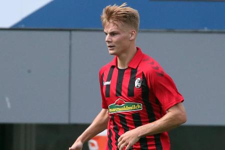 Philipp Lienhart (SC Freiburg) - Position im Winter: -