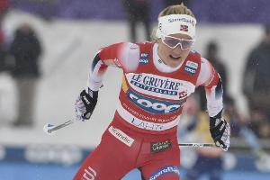 Johaug holt trotz Niederlage Gesamtweltcup - Hennig starke Sechste