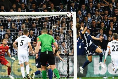 Fußball: A-League spielt ohne Zuschauer weiter Fußball: A-League spielt ohne Zuschauer weiter