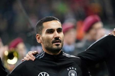 Gündogan: Ärzte und Helfer 