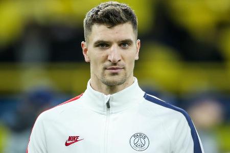 im Verein seit: Juli 2016, Status: Abschied möglich, Wechsel zum BVB sehr wahrscheinlich.