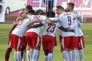 3. Liga: Halle erobert Tabellenführung