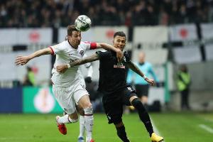 Bremen verliert das "Streit-Duell" - Frankfurt im Pokalhalbfinale