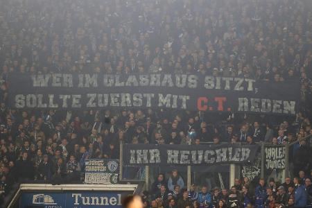 FC Schalke - Bayern München: So protestieren die Fans gegen Bestrafung FC Schalke - Bayern München: So protestieren die Fans gegen Bestrafung