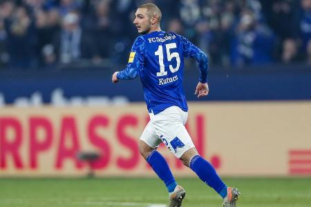 Kam kurz vor dem Ende als Teil von Schalkes Schlussoffensive. Gegen abgeklärte Bayern ergab sich aber keine Chance mehr für ...