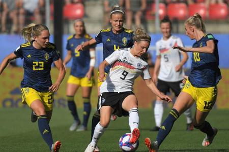 Algarve Cup: DFB-Frauen bezwingen WM-Schreckgespenst Schweden Algarve Cup: DFB-Frauen bezwingen WM-Schreckgespenst Schweden