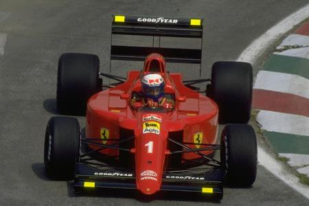 Mit dem 641 will Ferrari 1990 wieder voll angreifen. Das gelingt der Scuderia aber nur zum Teil. Zwar gewinnt Alain Prost in...