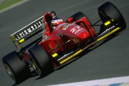 Der von Grund auf neu entwickelte 412 T1 macht Ferrari in der Saison 1994 wieder konkurrenzfähig, zum ganz großen Wurf reich...