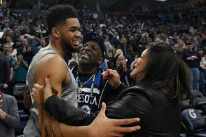 Corona-Erkrankung: NBA-Profi Towns trauert um seine Mutter