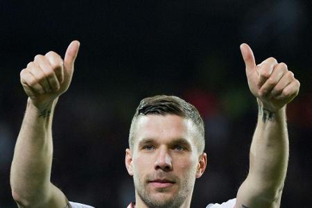 DFB eFootball: Poldi zockt für den guten Zweck DFB eFootball: Poldi zockt für den guten Zweck