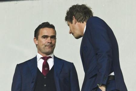 Overmars kritisiert Liga-Fortsetzung: Overmars kritisiert Liga-Fortsetzung:
