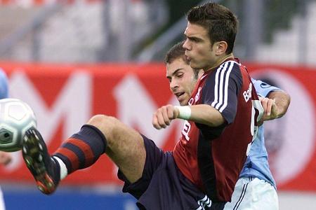 Durchlief ebenfalls die Münchner Nachwuchsteams und spielte zwischen 2000 und 2004 vier Jahre lang für die Bayern-Amateure -...