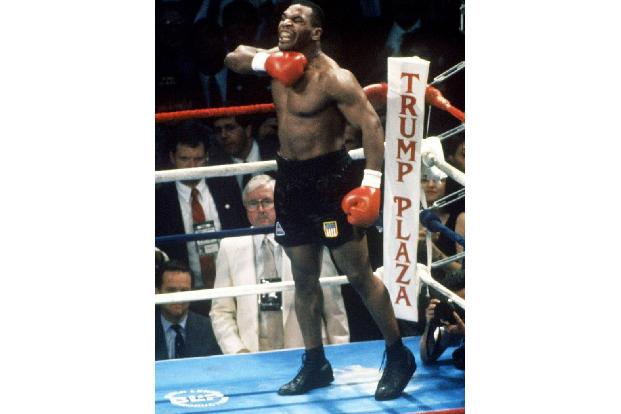 Mit diesem Fight ging der Stern von 'Iron Mike' auf. Volle Pulle, volle Power. Es war wie ein Überfall. Für den armen Berbic...