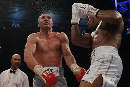Ein absolutes Highlight meiner Reporter-Karriere. Ein Fight der Superlative. 100.000 Fans in London singen 'Sweet Caroline'....